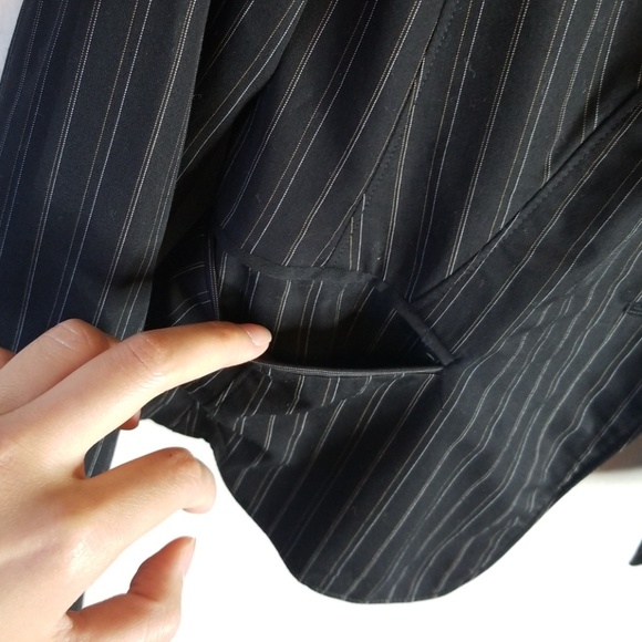 Blazer - Picture 2 of 4